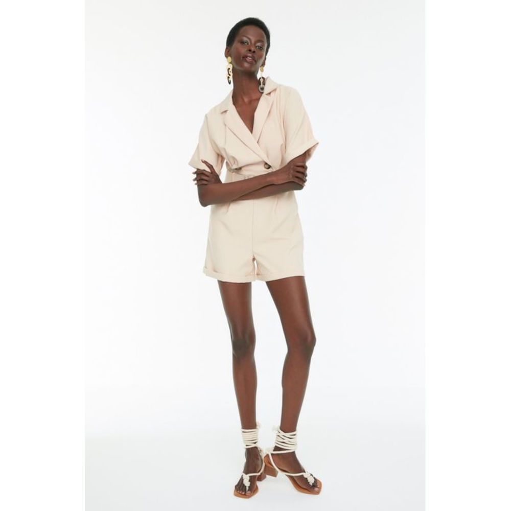 NWT Trendyol Women Arched detailed Woven Jumpsuit